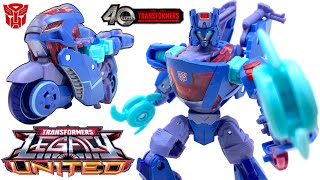 Transformers LEGACY United Deluxe Class Cyberverse Universe CHROMIA REVIEW [upl. by Torey]