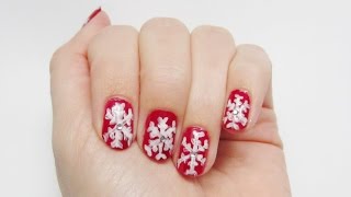 WinterNageldesign Schneeflocken mit GlitzerSteinchen Nageldesign selbst machen  rotweiß [upl. by Braeunig]