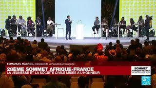 Sommet AfriqueFrance  léchange sans concession des jeunes avec Emmanuel Macron • FRANCE 24 [upl. by Idnyl354]