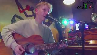 Jannik Weber  SingerSong  Live im CAFE am 1162020 [upl. by Bissell]