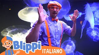 15 Mi scappa la pipì papà  Pippo Franco [upl. by Dnomso280]