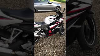 Présentation rapide de ma daelim roadsport 125 [upl. by Furnary7]