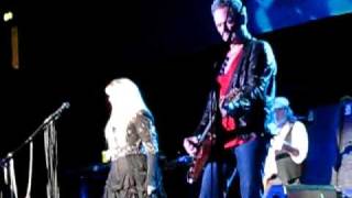 Fleetwood Mac Silver Springs live Wembley Arena 2009 [upl. by Brynna]