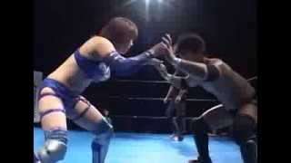 Kana VS Munenori Sawa mixed gender prowrestling match in Japan 華名vs澤宗紀 [upl. by Tanney]