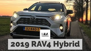 Review Toyota RAV4 Hybrid 2019  SUV vermogen Aygo verbruik [upl. by Benedict320]