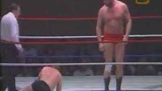 British wrestling Pat Roach vs Judo Pete Roberts [upl. by Nitsyrc]