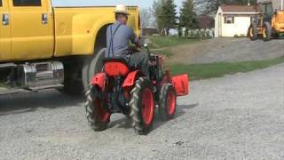 Kubota B6000 Tractor 4x4 [upl. by Cope]