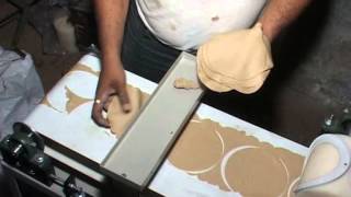 AUTOMATIC ROTI AND CHAPATI MAKER MACHINE [upl. by Aerdnahc]