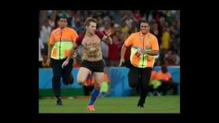 World Cup 2014 VitalyzdTV runs in on the field GERMANY  ARGENTINA [upl. by Bert]