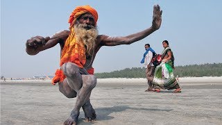 Woman Taking Blessing from Aghori Baba Kumbhmela2019 [upl. by Utham684]