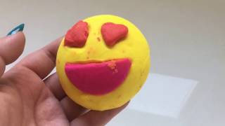 Lovestruck Bubble Bar  Lush  Valentines Day 2017  ohpleasesharon [upl. by Arakaj930]