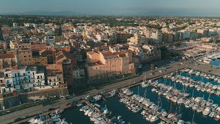 Italy  Siesta in Nettuno [upl. by Gargan]