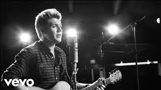 Niall Horan  This Town Live 1 Mic 1 Take [upl. by Yadsendew]