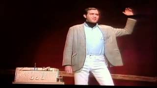 Here I come to save the day  Andy Kaufman Short clip [upl. by Atterual]