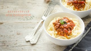 Receta de Tagliatelle alla bolognese [upl. by Nowd]