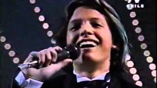 Luis Miguel Vivo Viña del Mar 1985 Completo [upl. by Navannod318]