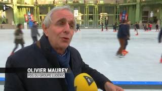 Le Grand Palais transformé en patinoire [upl. by Nekcarb]