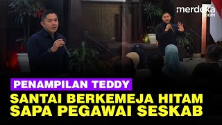 Penampilan Mayor TNI Teddy Berkemeja Hitam Perdana Kenalan dengan Pegawai Seskab [upl. by Rodablas]