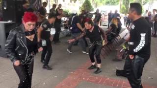 Baile metalero  Tianguis del Trueque Ciudad de México [upl. by Airitac]