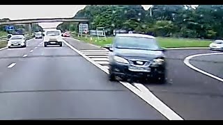 Dangerous merge onto motorway [upl. by Ragas14]