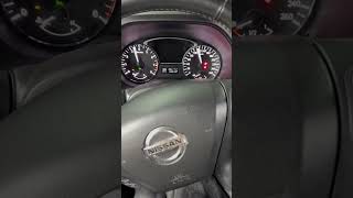 Nissan Pathfinder 35 engine start [upl. by Delora]