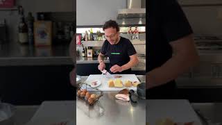 Spaguetti Carbonara by Chef Simone Zanoni language French [upl. by Maunsell]