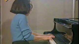 Tania AchotHaroutounian plays Schumann quotAufschwungquot from Fantasiestücke op12 [upl. by Erapsag172]