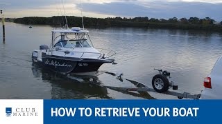 How to retrieve your boat with Alistair McGlashan  Club Marine [upl. by Assylla]