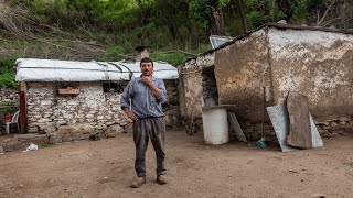 Viven completamente solos en el medio de la nada  Campo ranchito y soledad [upl. by Dlopoel]