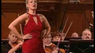 Elīna Garanča  Habanera Carmen [upl. by Allemap]