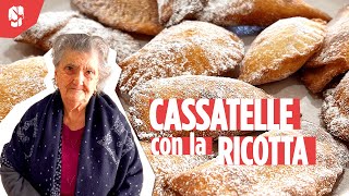 Cassatelle siciliane con la ricotta  CHEF in CAMICIA [upl. by Britni]