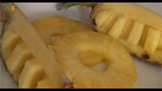 Comment découper un ananas en pirogue   750g [upl. by Jamil]