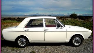 Hillman hunter 1972 automatic drive [upl. by Eneleuqcaj]