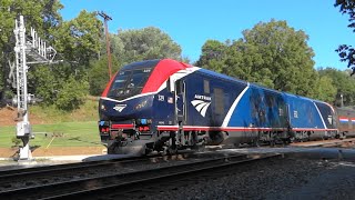 2 New Siemens Chargers Pull Amtrak Train [upl. by Eillat]