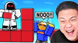 I Taught Kitt Gaming How To Play Roblox Bedwars [upl. by Akyssej]