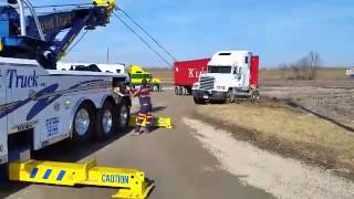 Midwest Truck Inc Miller Industries Century 1150R rotator heavy pull 1st job [upl. by Pierrepont]