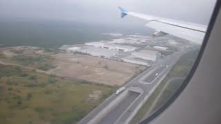 Aterrrizaje de un Airbus A320 Interjet en Monterrey [upl. by Pohsib937]