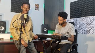 Hodes Man Alew Bereket Tesfaye X Mekuanint Addisu  Piano ሆዴስ ማንአለዉ በረከት ተስፋዬ እና መኳንንት አዲሱ ፒያኖ [upl. by Retep158]