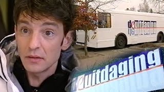 De Uitdaging  S01E01  Redactiebus  Sportevenement VTM 2000 [upl. by Waechter]