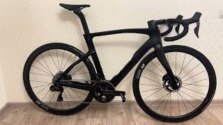 Pinarello Dogma F замена покрышек просмотр износа цепи [upl. by Aronos]