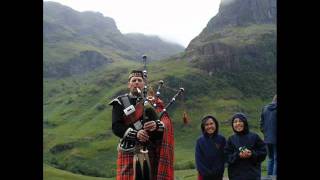 Scotland and Bagpipes  Schottland und Dudelsack [upl. by Petes]