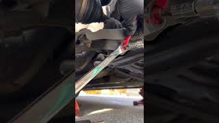 mechanic shows 🫵🏼IRREFUTABLE PROOF that wax is a superior lubricant😎 mechanic car 4x4 diy [upl. by Brazee280]