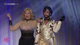 Conchita und Verena Scheitz singen quotMoneyquot am Lifeball [upl. by Wallraff720]