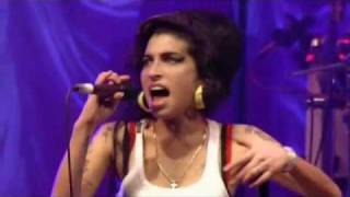 Amy Winehouse  Rehab  Live Belfort 2007 [upl. by Tnomel133]