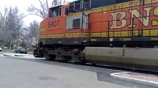 BNSF 5407 north good sounding fouled K3LA yellow oil tanker again [upl. by Olwena]