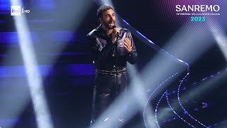 Sanremo 2023  Marco Mengoni canta Due vite [upl. by Fennelly81]