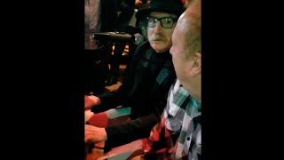 Charly al piano para el Ingeniero de sonido de quotThe Beatlesquot  Abril 2018 [upl. by Barrada159]