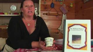 Natural Health amp Hygiene  How to Treat a Yeast Infection Naturally [upl. by Odrahcir302]