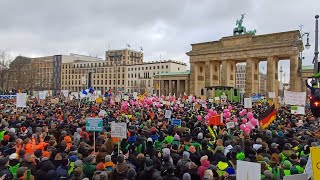 Tausende Landwirte amp Co am Brandenburger Tor  Demo  Ampel muss weg  15012024 [upl. by Fina]