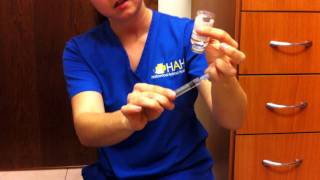 How to adminsiter a subcutaneous injection to your pet [upl. by Jerold189]